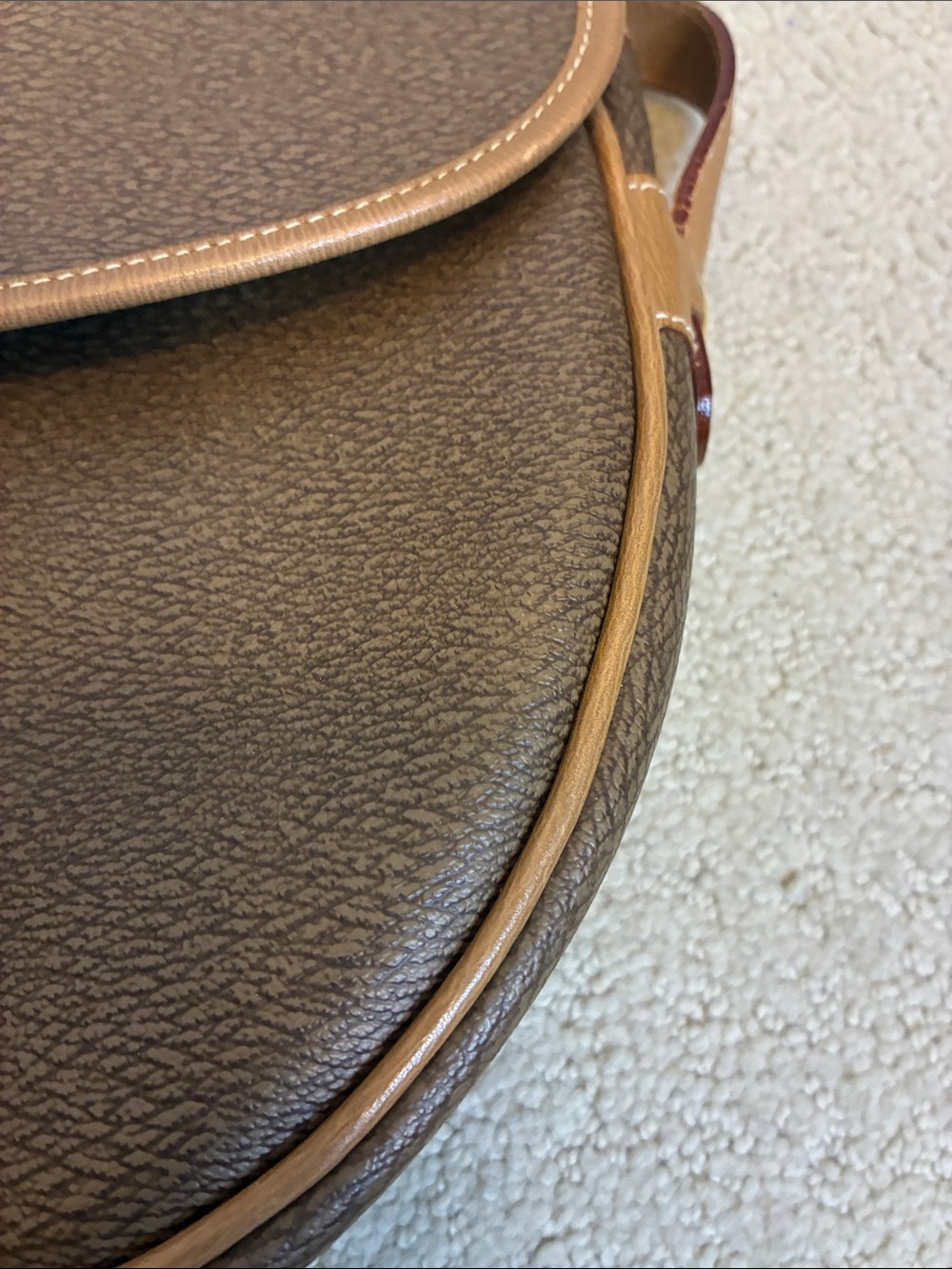 Vintage Lancel Paris Coated Canvas Crossbody Saddle Bag Brown Tan Trim👝 - Picture 4 of 11